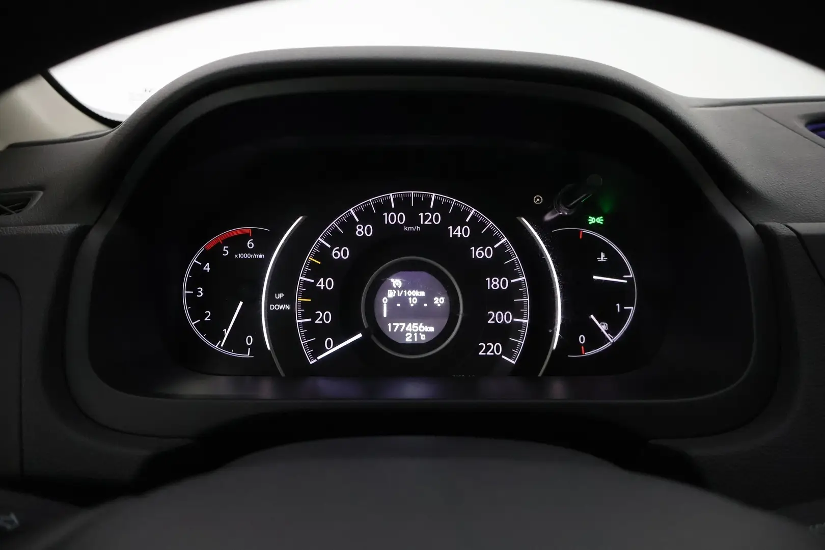 Car Image - nMoSDlS1Oppl8AF4fErnb