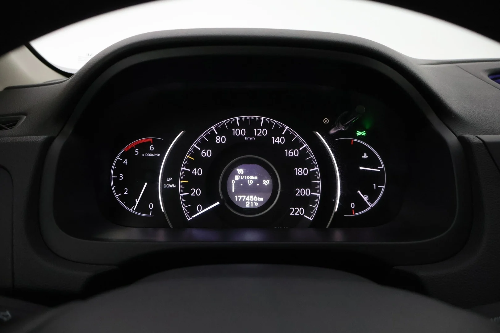 Car Image - nMoSDlS1Oppl8AF4fErnb