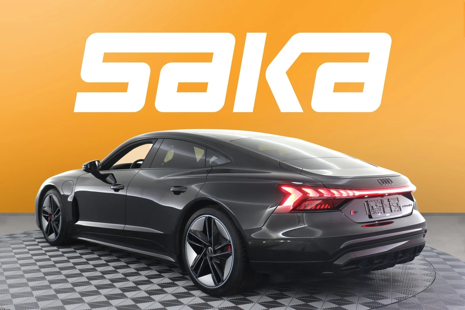 Car Image - 3lFU9XgN3VsanjiuCGeTjp