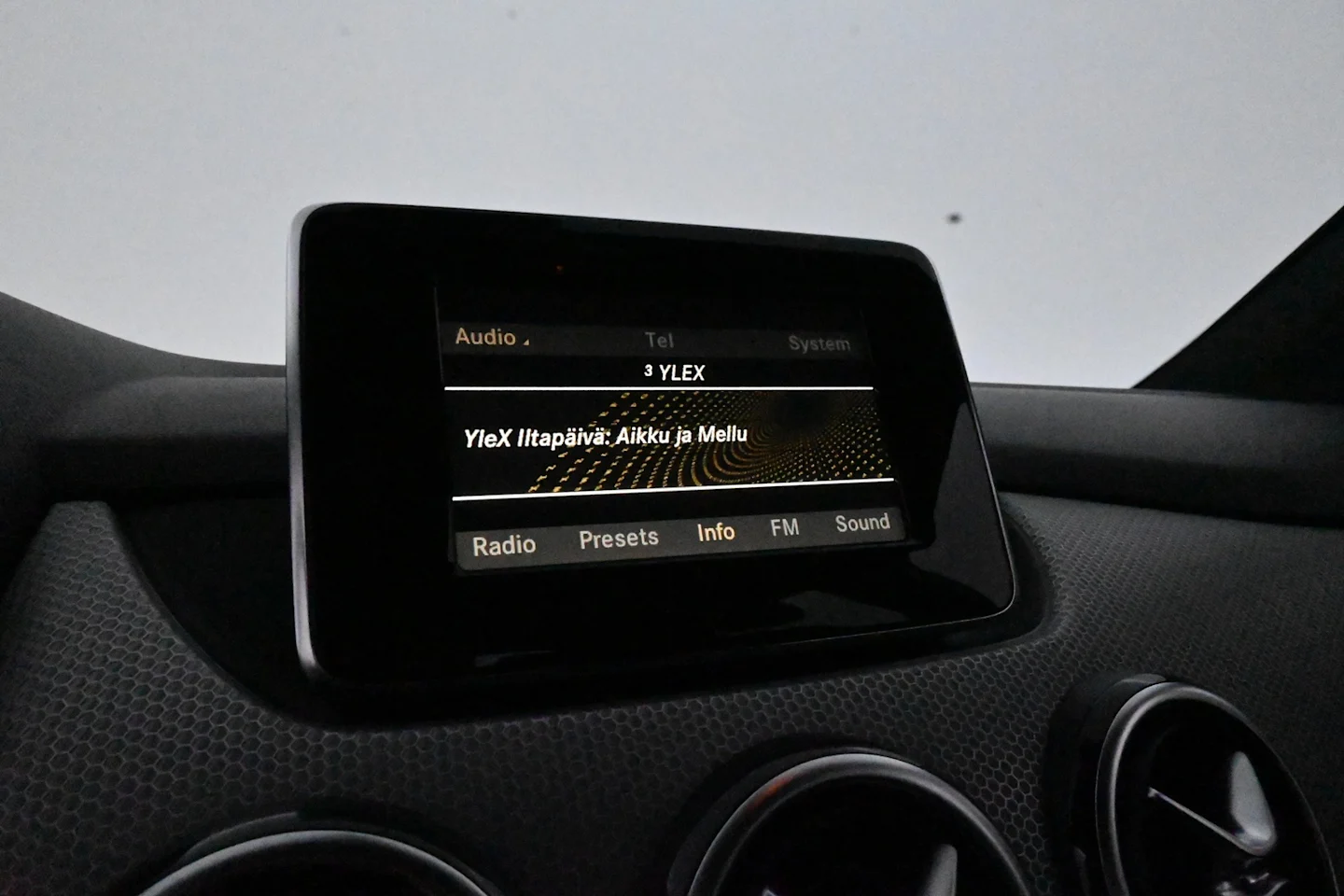 Car Image - 101yZpf2KpEGh7uISWLT2I