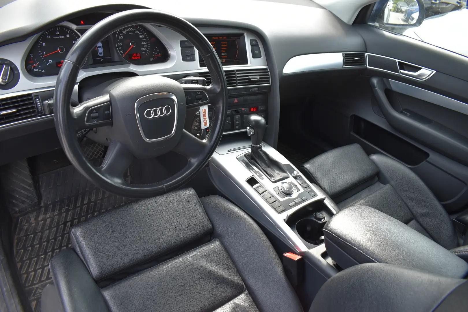 Car Image - 3O55rY9xRWIW6t6YNhPHjC