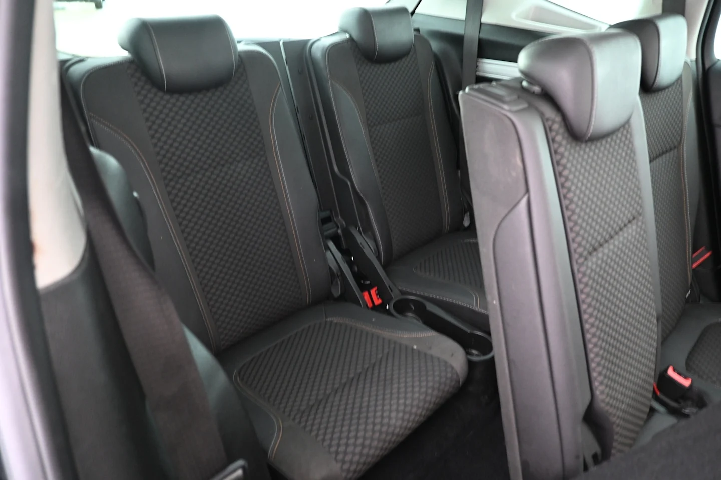 Car Image - y56TAEMvsTvWEJikamjCh