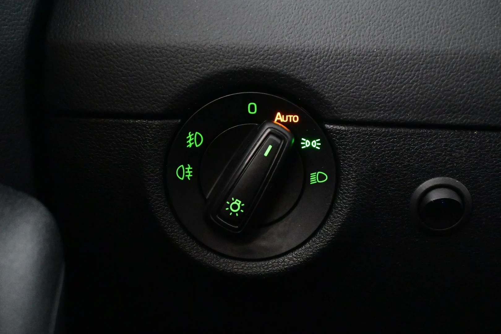 Car Image - 1FLePRkbpOOW2Lhz4dZvne