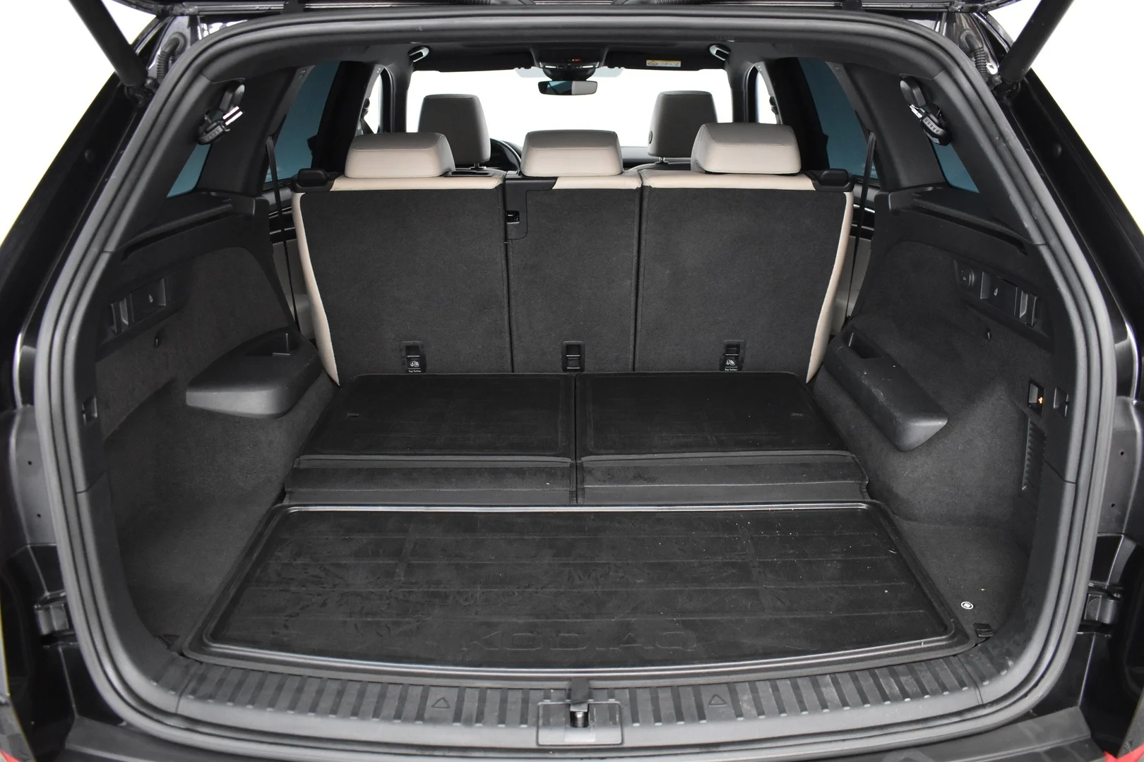 Car Image - 5AtEg9Z5qdVN4CTbmHQkJs