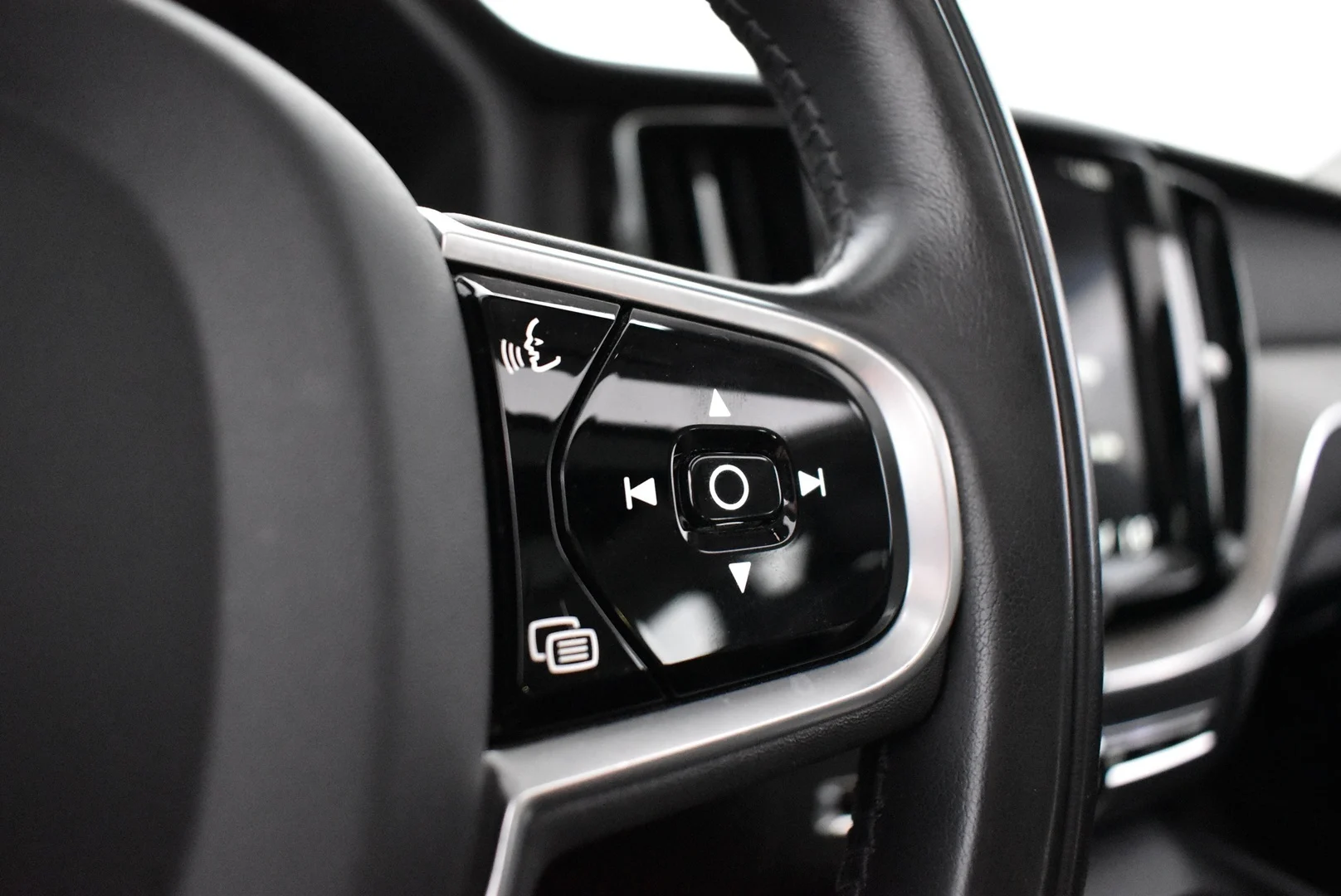 Car Image - 5o1OmrCNPMkfuOPJyd0Q9g