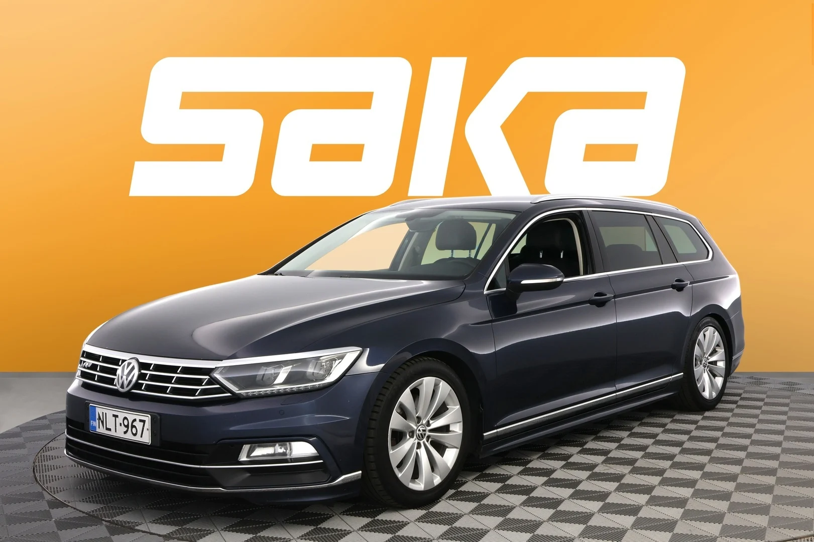 Car Image - 5wxplT5sKTbbz5Ekp2Jpn9