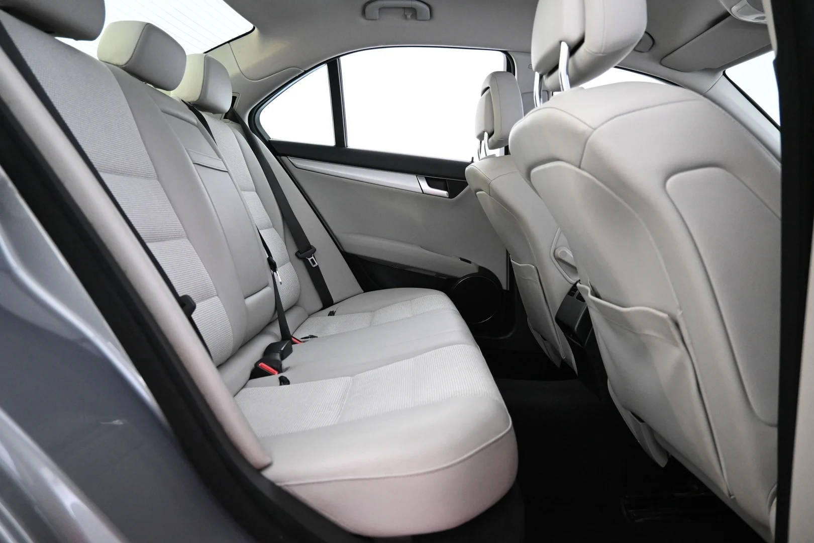 Car Image - 4EdO02rKMlEZGM7EJhuxER