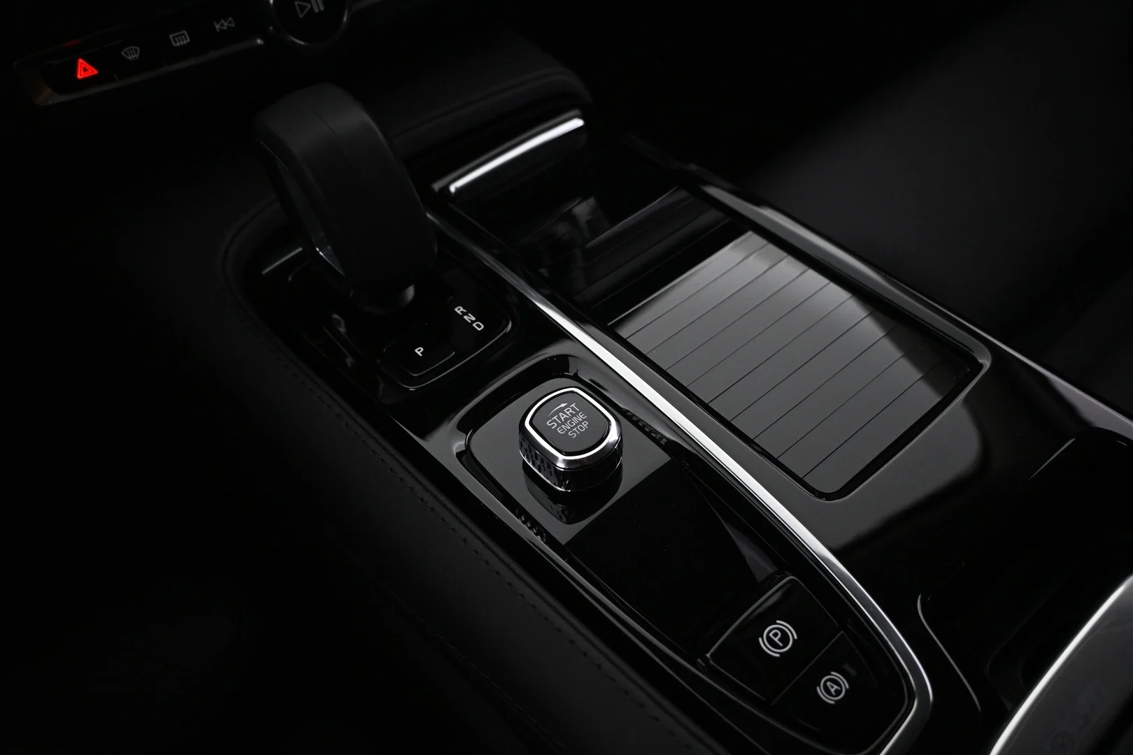 Car Image - 4zgQuiHN1kgFM68V7cxYu9