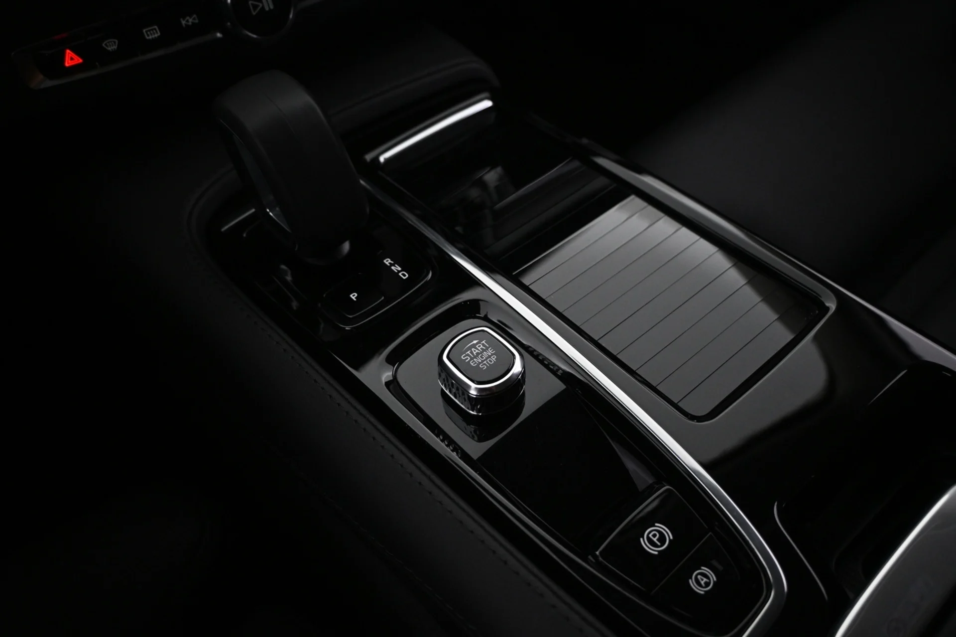 Car Image - 4zgQuiHN1kgFM68V7cxYu9