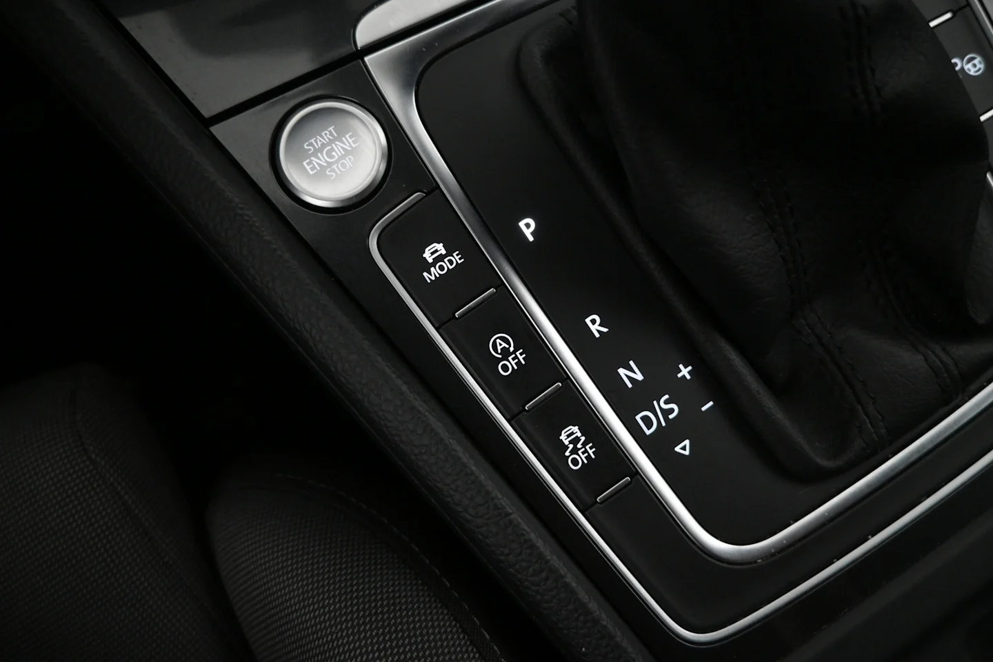 Car Image - 3ESnUwdMVgnO9mYlT9yH79