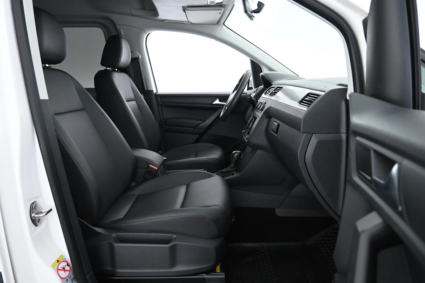 Car Image - xyHC99rVNSlA63O3oHUn2