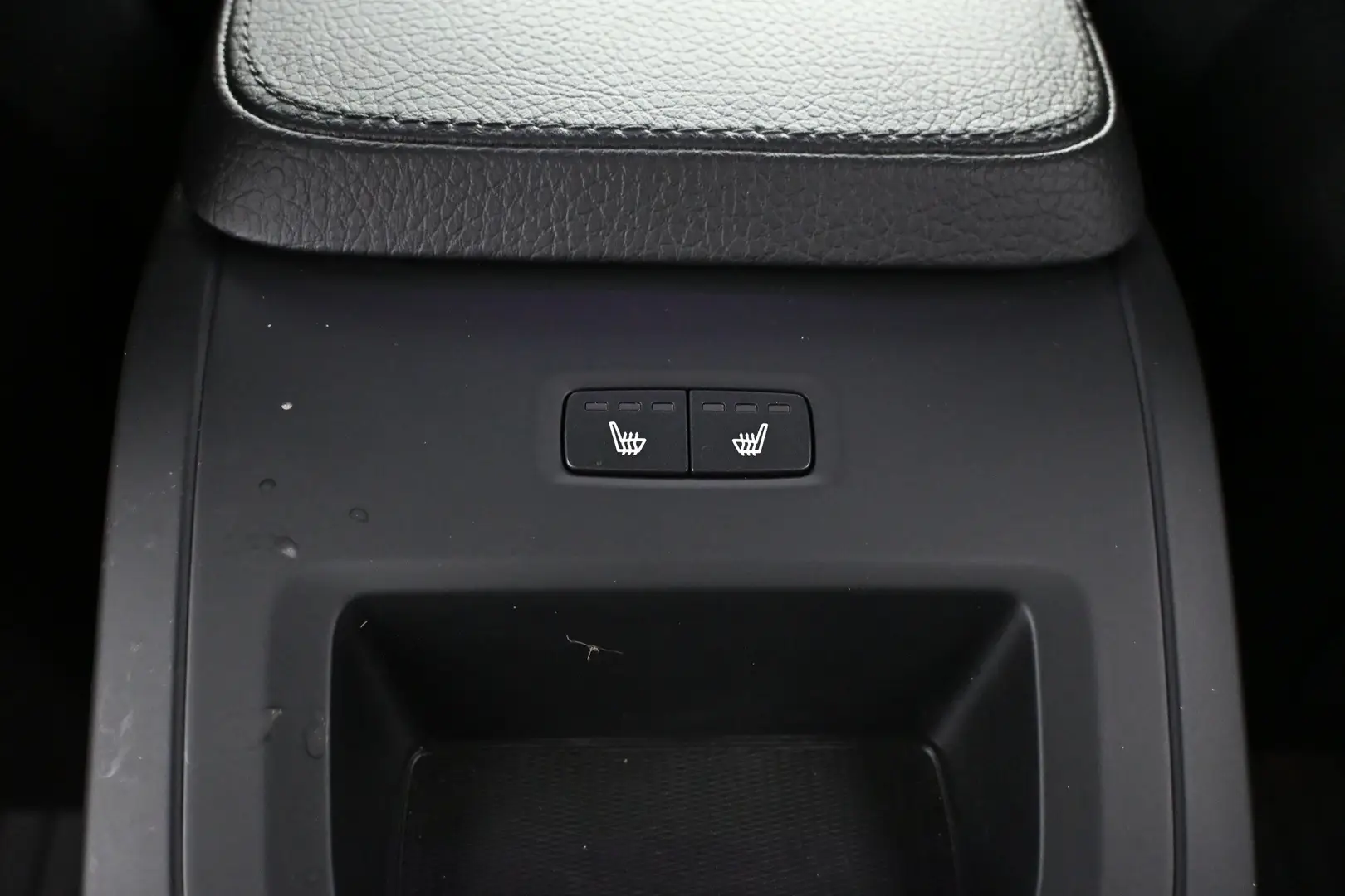 Car Image - 2k5BfeE3dt11duGQhQEwHJ