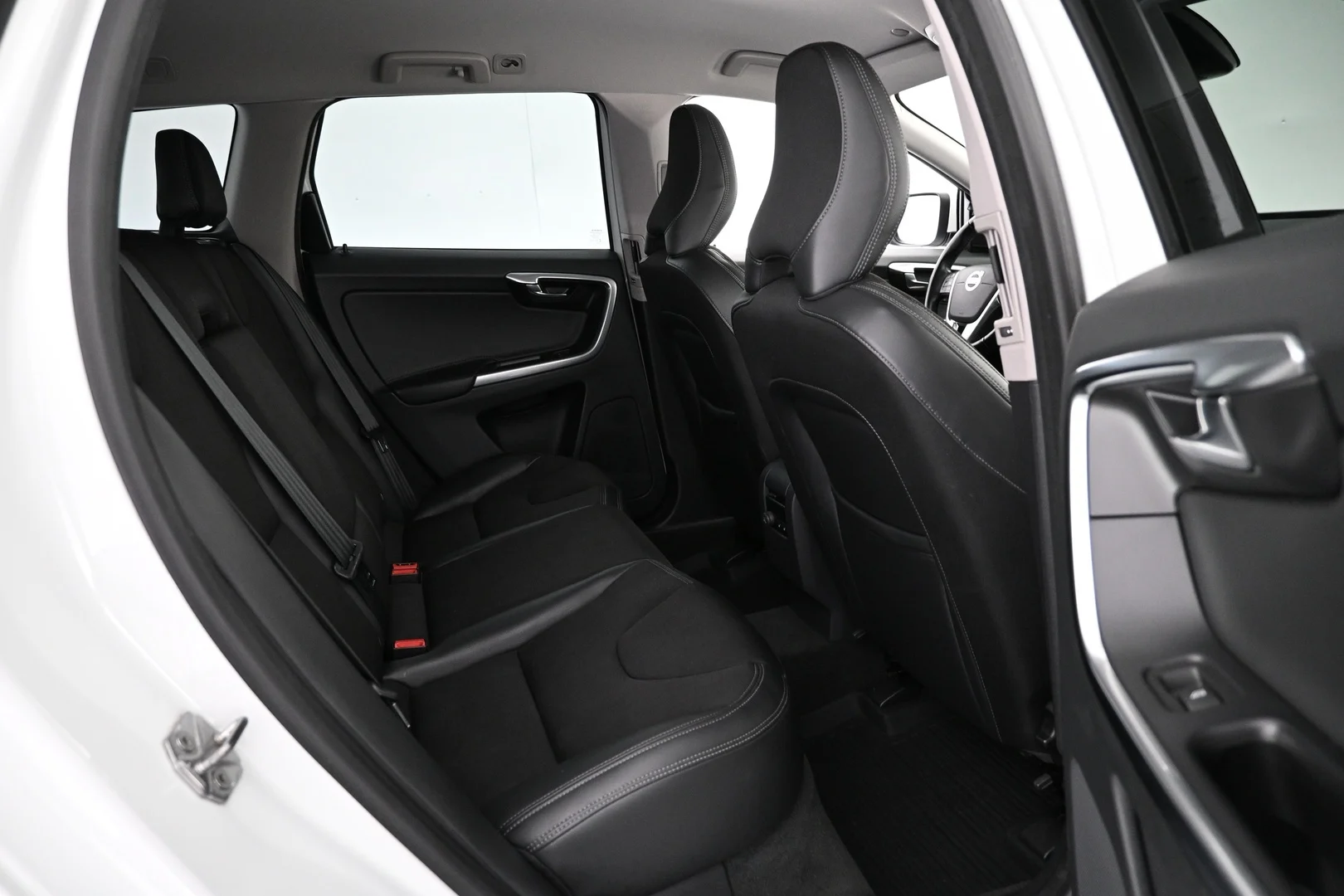 Car Image - 7GEKiMmBE4pXkXYzTsYx6i