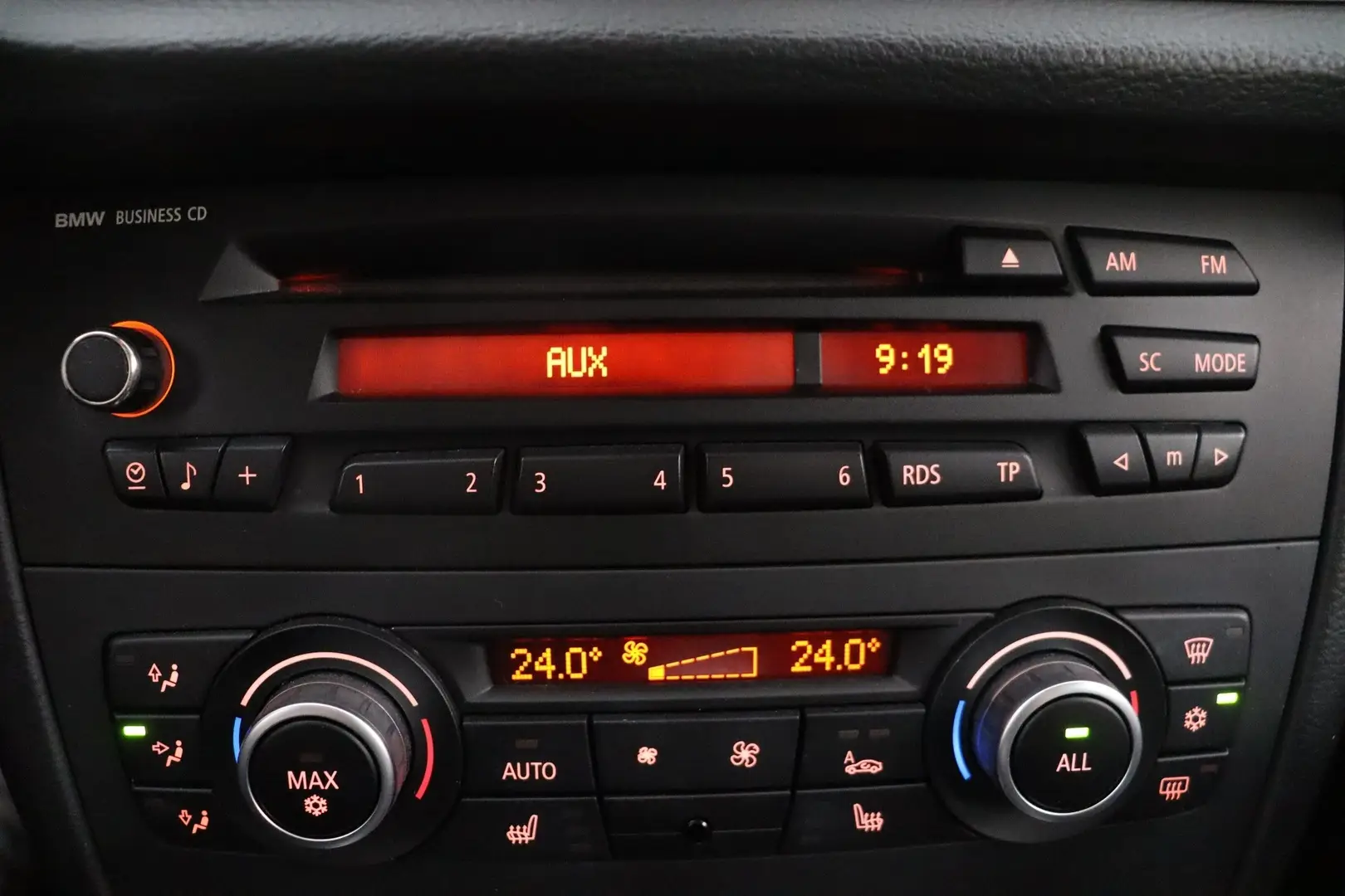 Car Image - 2FY2Il7tyMaTbVWK0OWELe