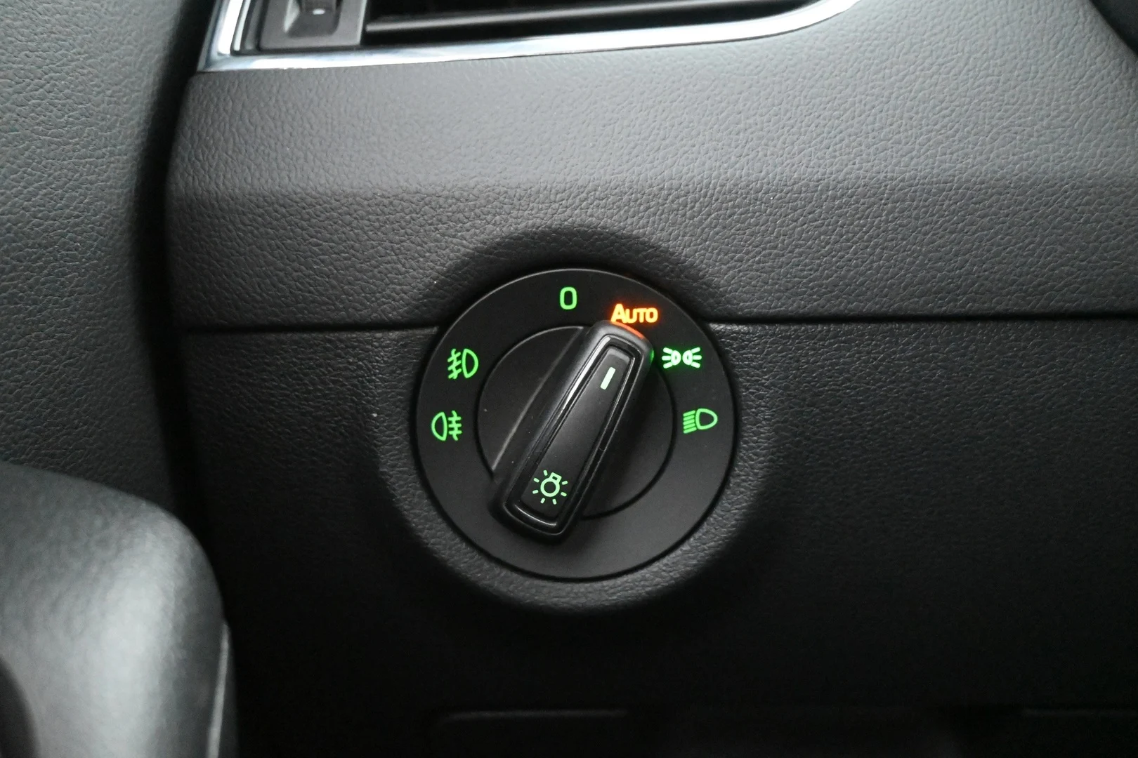 Car Image - 2WzfgOe8NMxHqBpuiVfv8R