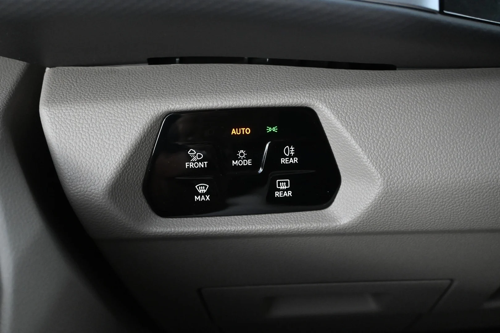 Car Image - 3lFynISUPT4O7ZxsRZqvdO