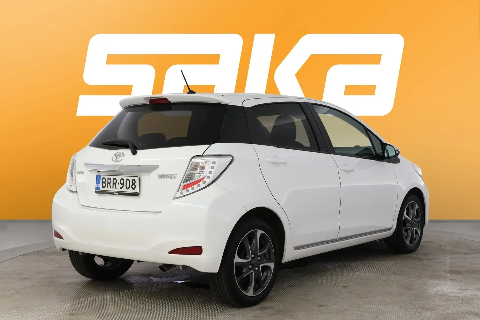 Car Image - 6dnj4EM65p2adxTteYCBGy