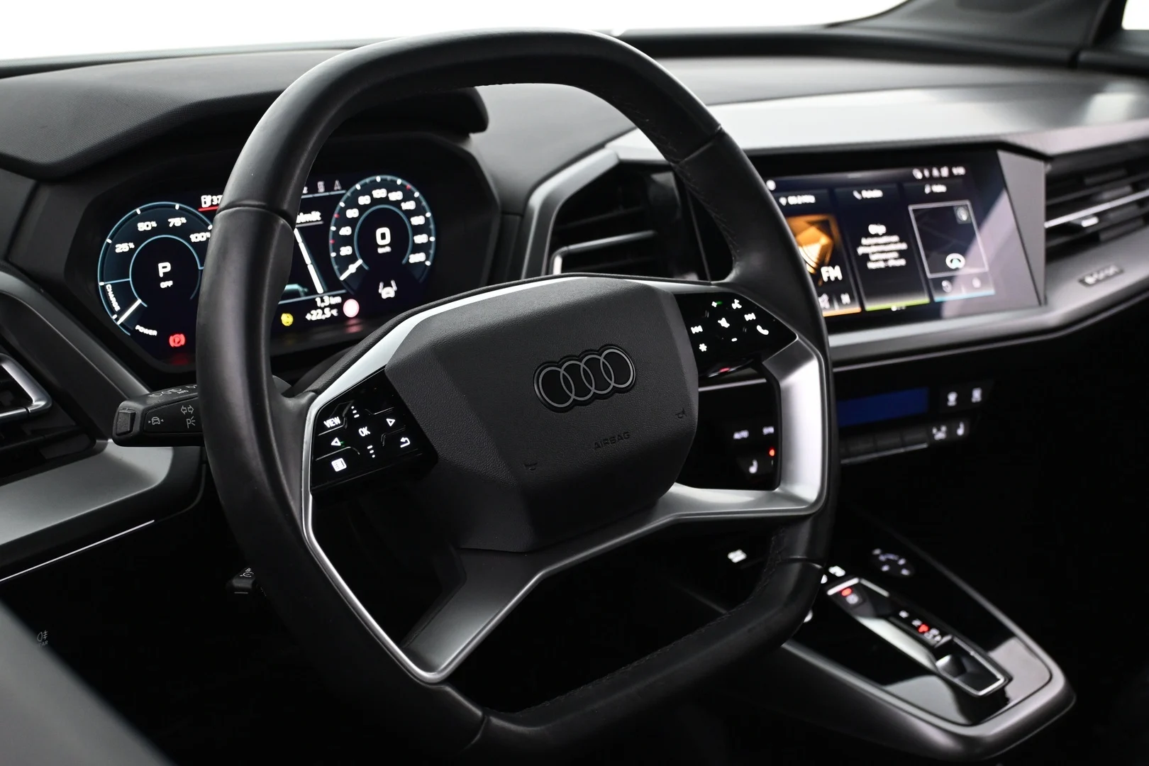 Car Image - 407dLur7D8zhgMImtNDlmB