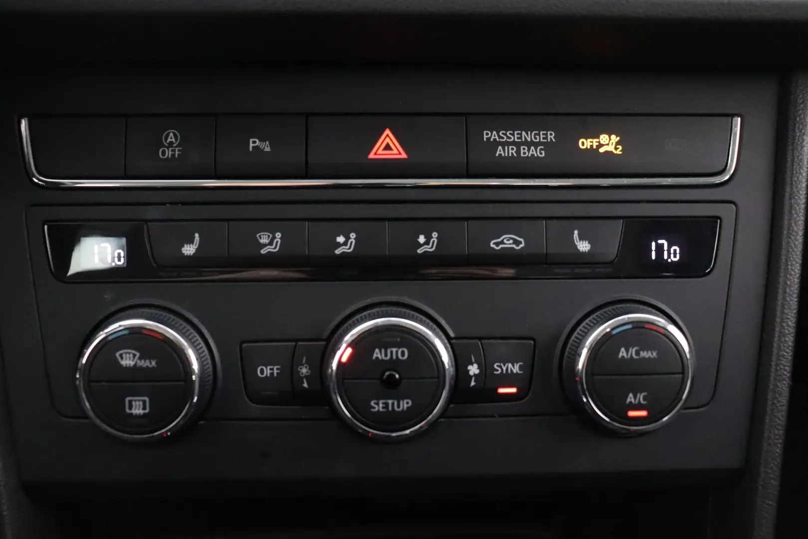 Car Image - 5cY82sDcFQuFPFrjIyVrIg