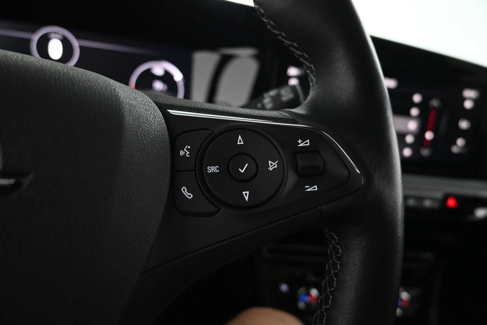 Car Image - MQAMostBLpmD1yynrSyfX