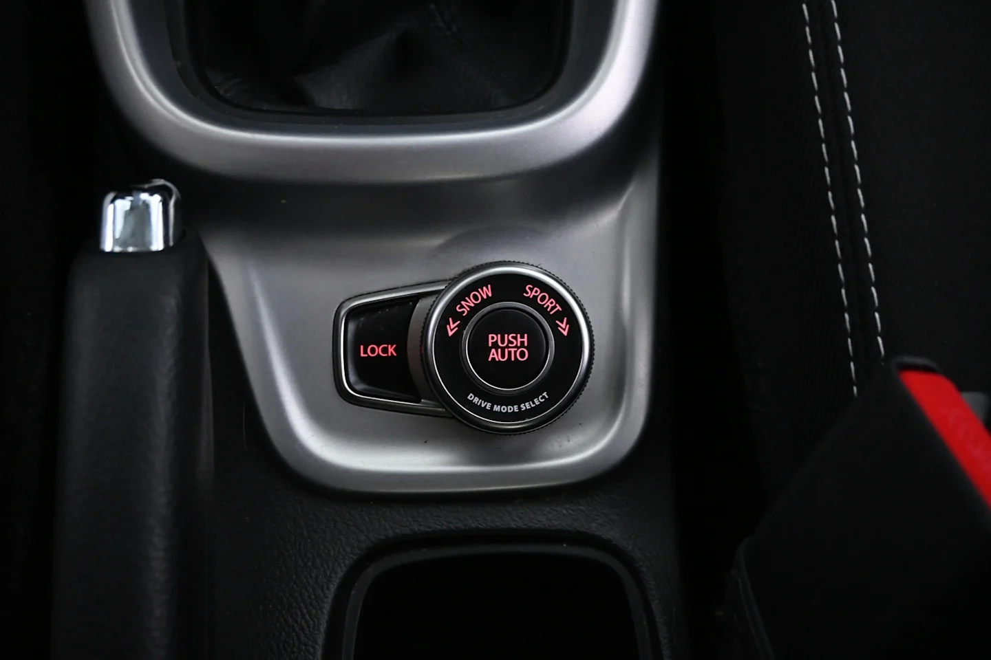 Car Image - 5zJsp1NMdLxawcSA25oqAU
