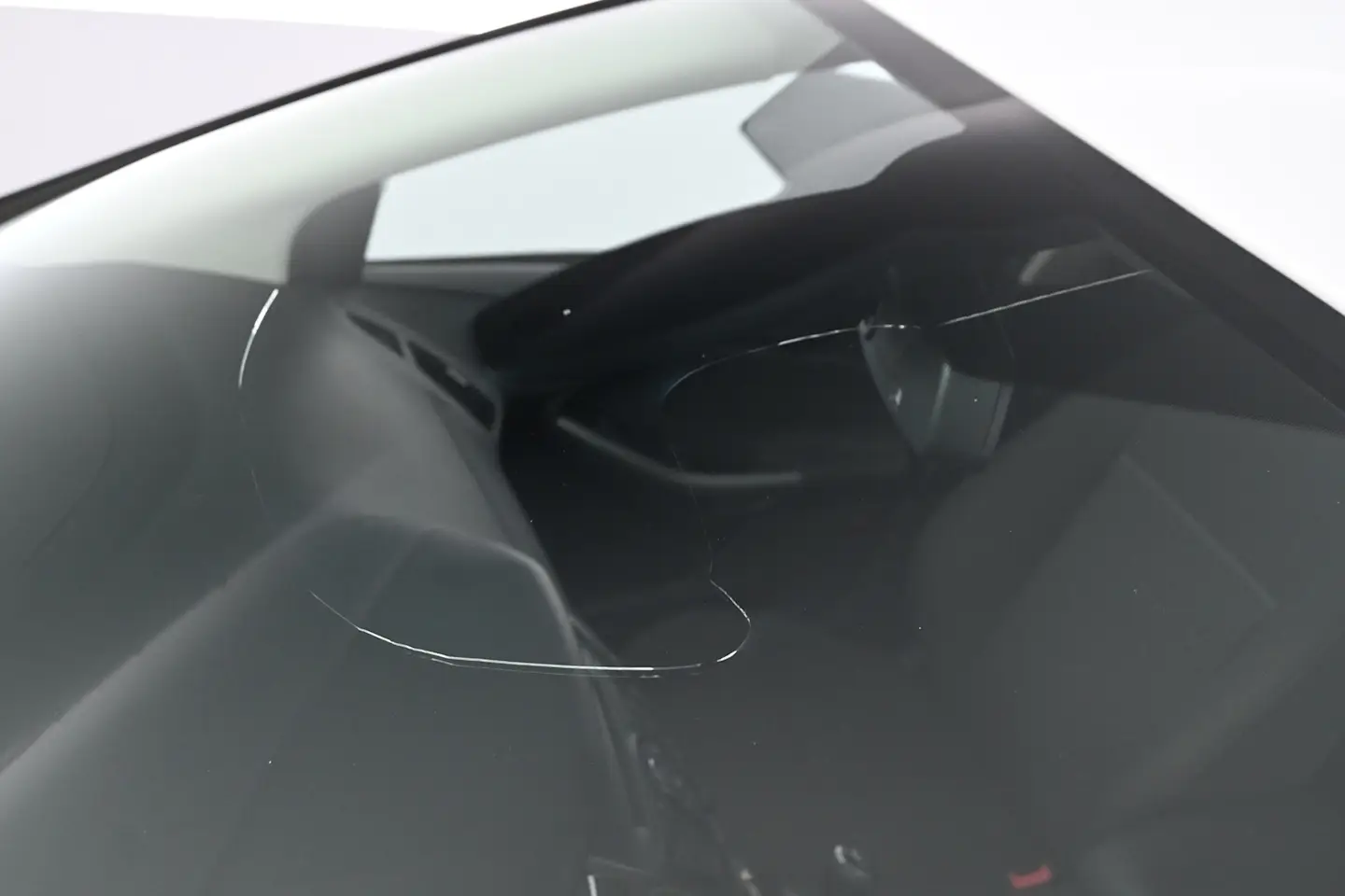 Car Image - 7ztdS8BEADw4iwDW1hOwoj