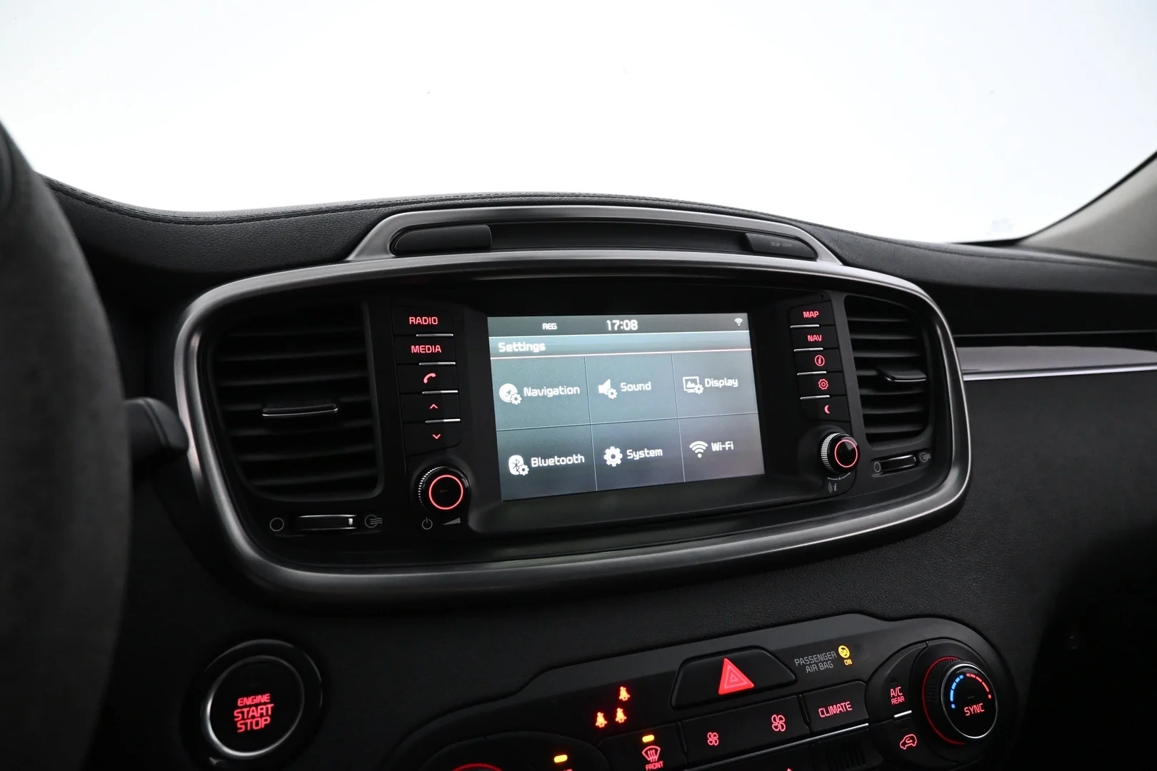 Car Image - 7aIsUShPyGPIqt3Cn77F68