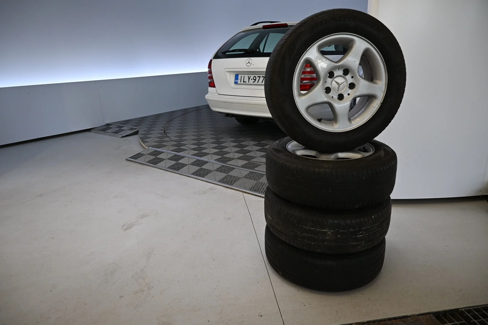 Car Image - 4wtJuql6HZJ0S6UK1ejynU
