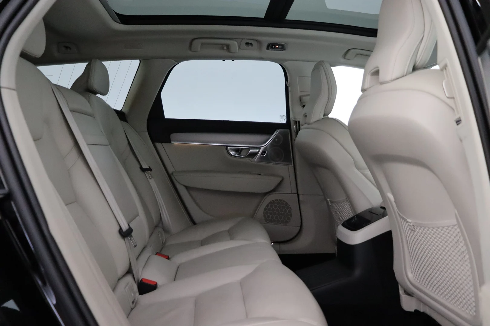 Car Image - 488jBjEc195q1B39qkd8jj