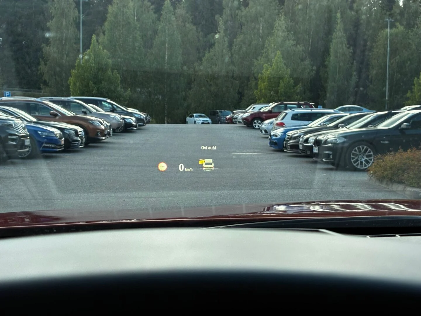 Car Image - 7LdyuK812kDRzoSNNe7OPS