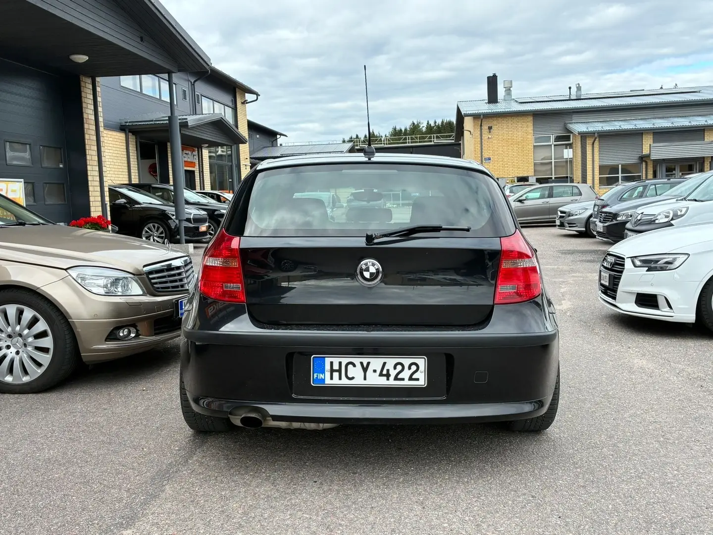 Car Image - 6SX8zRqDOWgMatmgcEHNxe
