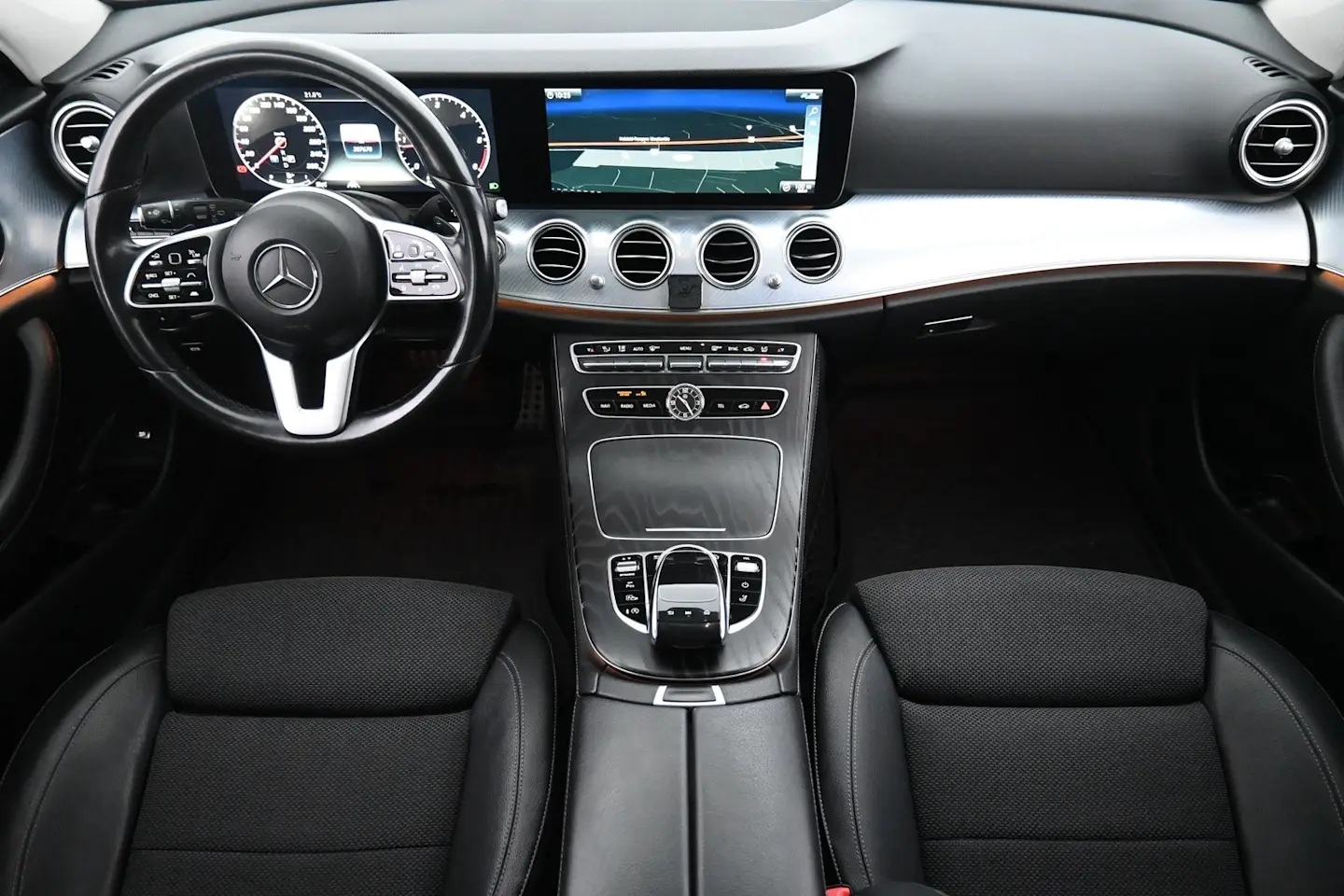 Car Image - 21YgWEP1tylFiEpQBIB64w