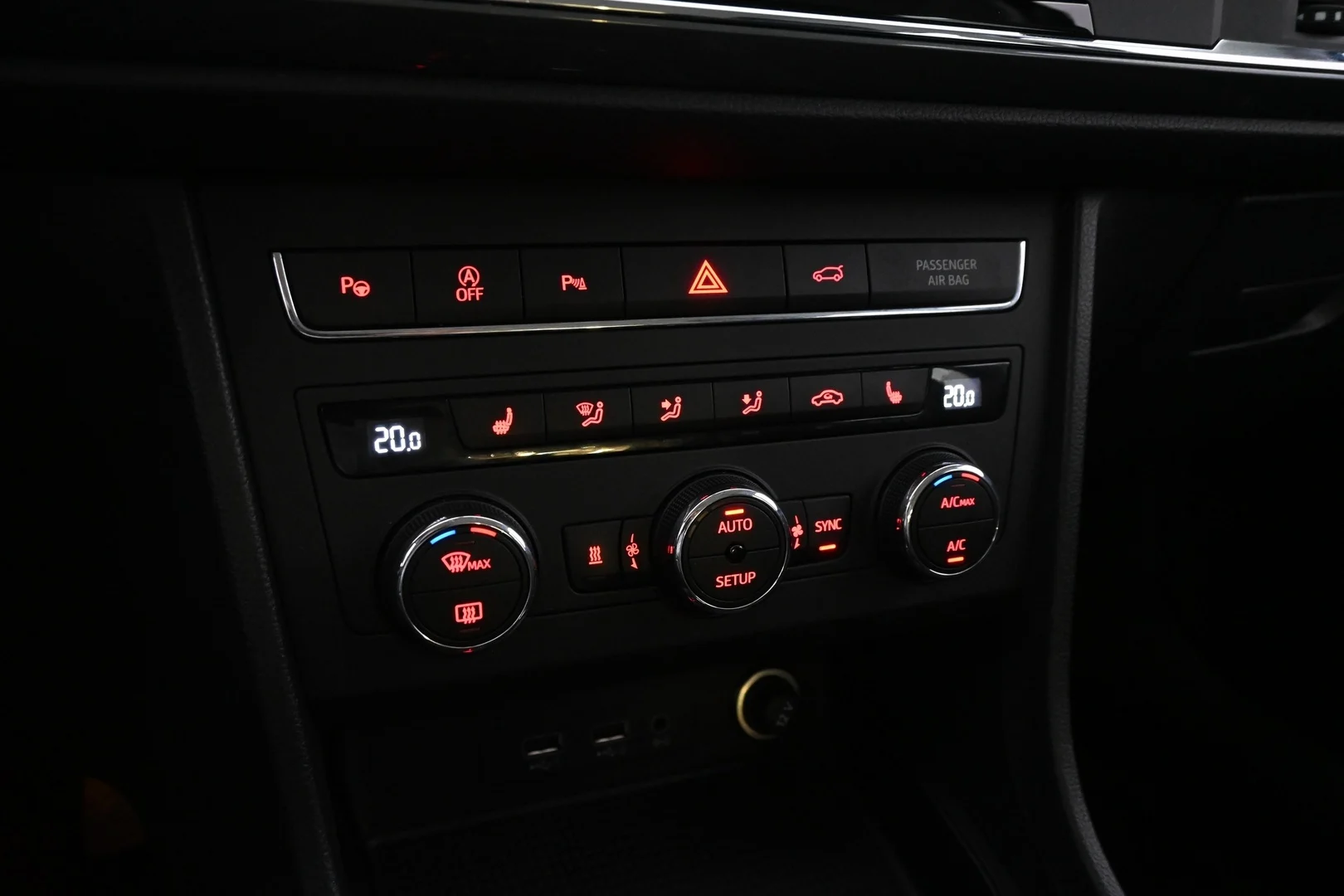 Car Image - 3c74XufYclEDagC9tvi2Os
