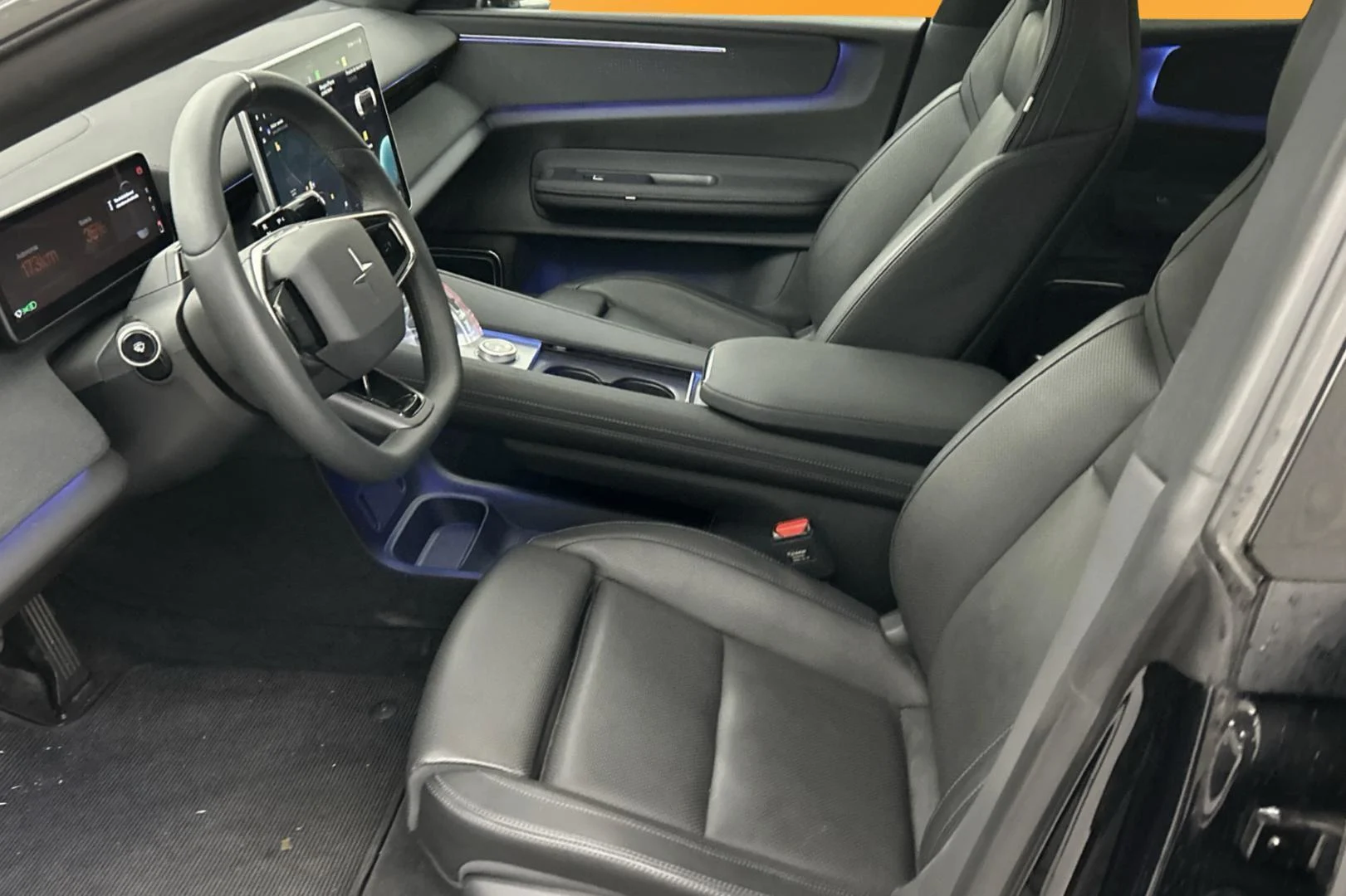 Car Image - 1MZTuUwR1sxDsWHBY9Zime