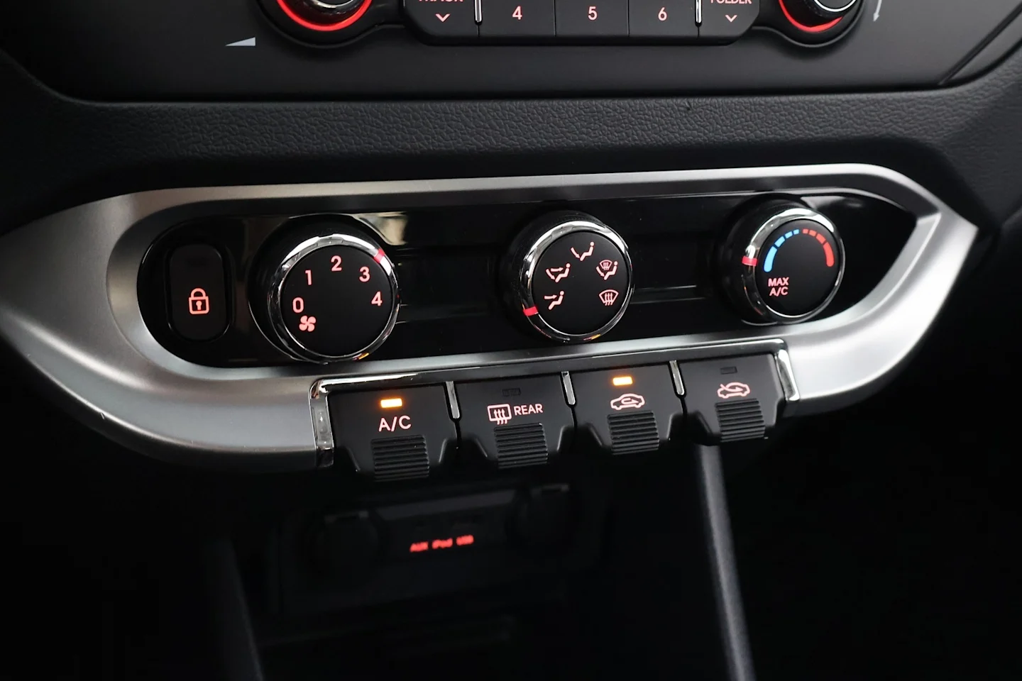 Car Image - 6ul8rdxoiJmsXLLjdFapgd