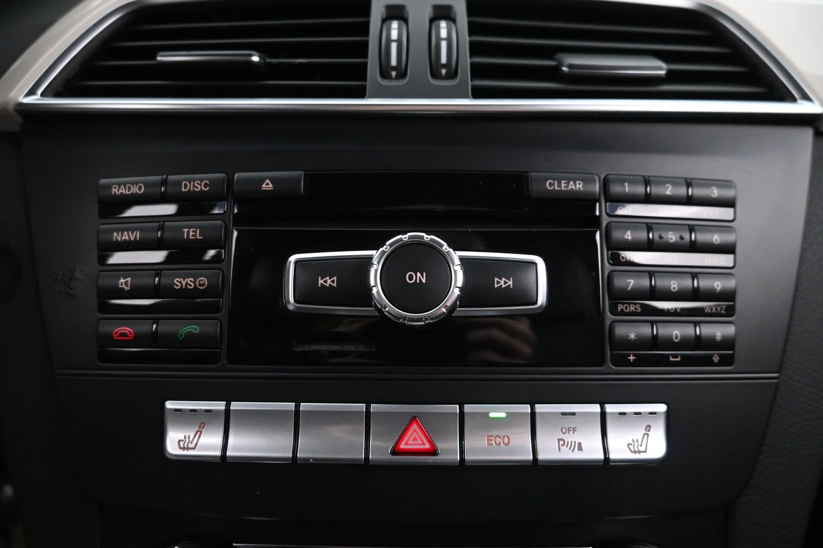 Car Image - 1kAPCpuY3V9ZbTSMOYFimz