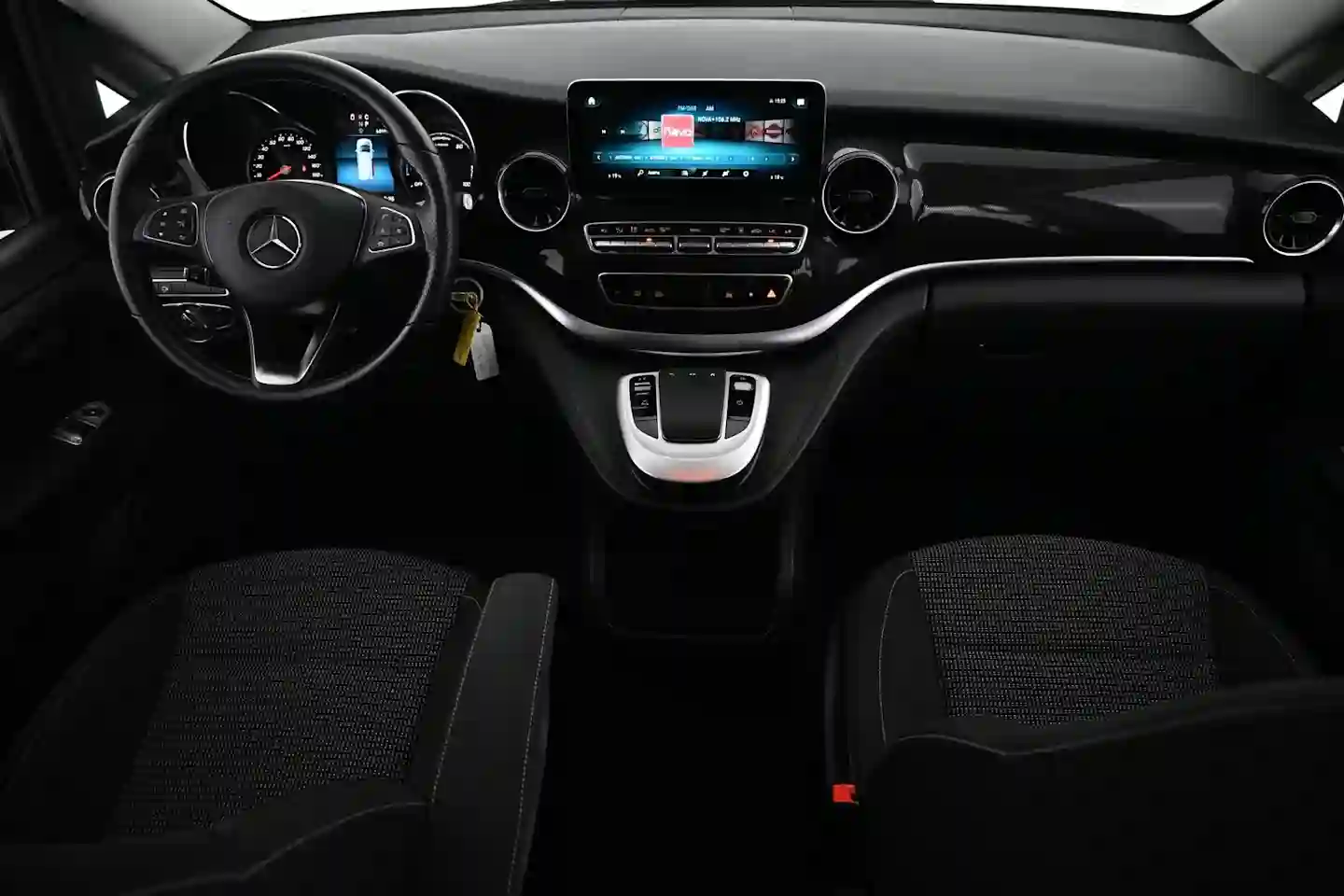 Car Image - 44EAlegXCjThpbSCOErEhb