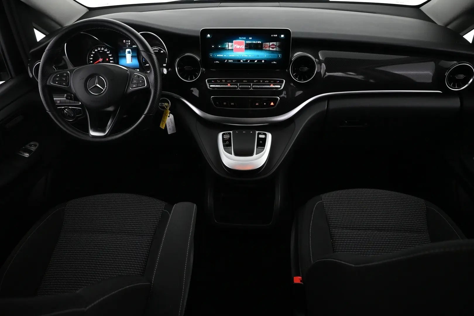 Car Image - 44EAlegXCjThpbSCOErEhb