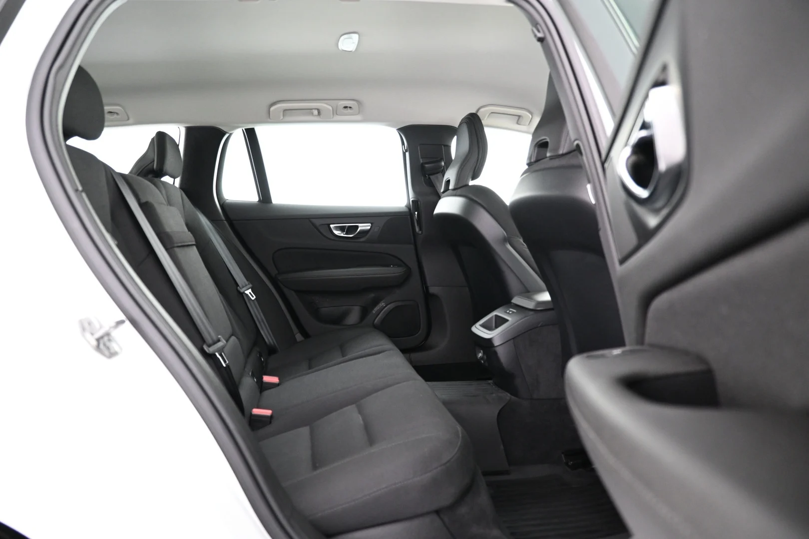 Car Image - 1oa9VM3hbfC195MKhuZAYQ