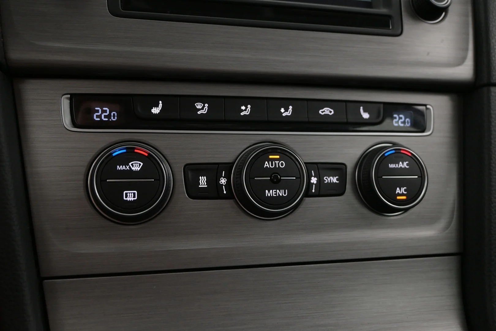 Car Image - 2W6ku3KvjtGRRoHnTDhS20