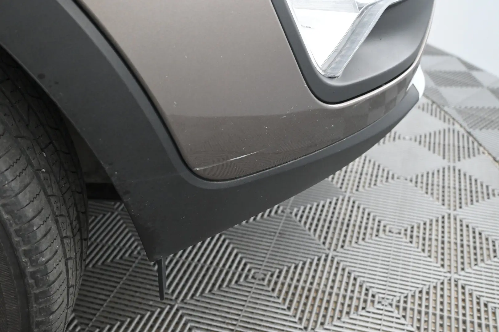 Car Image - 2XeRmwKRrz9RZzKtMCx3iV