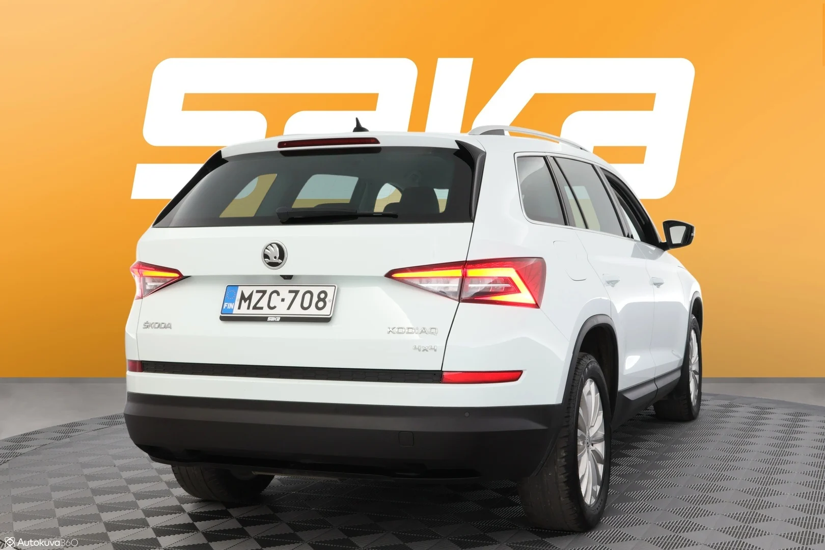 Car Image - 6VAlMILiVP9J8KbHu6L2pJ