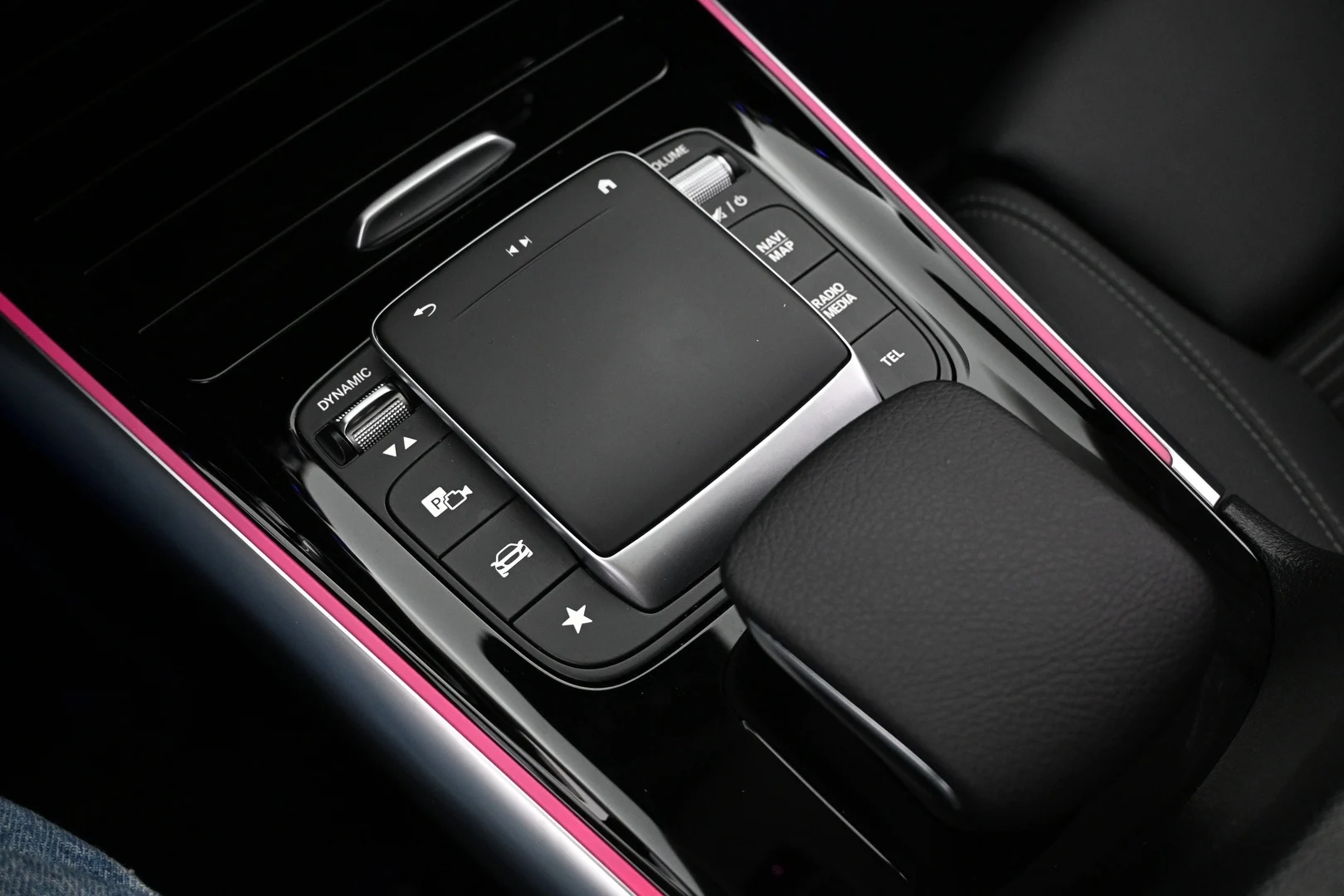 Car Image - KAL5151ezDPdmAovddN7D