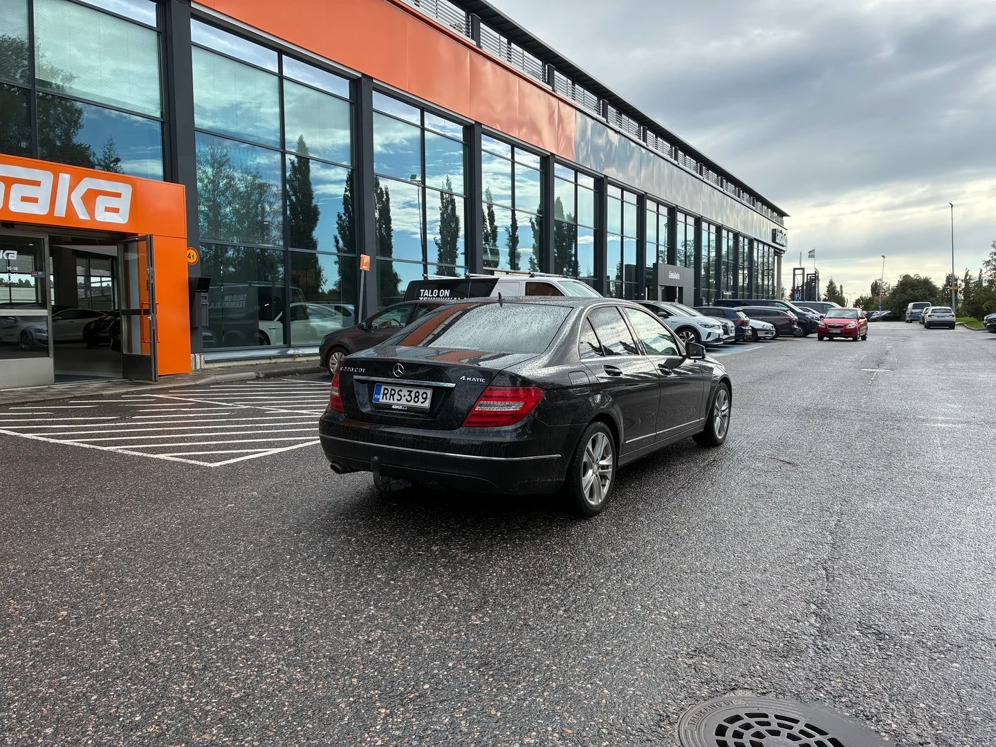Car Image - 3PtrL8YMD5yzraI6gcfJ5a