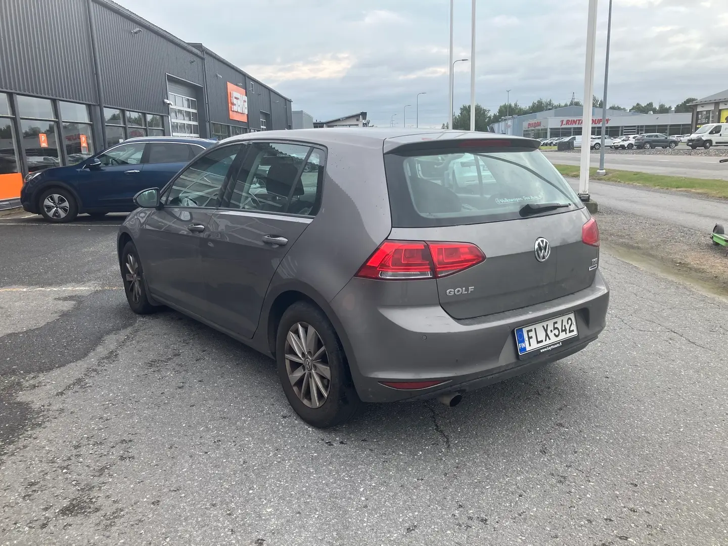 Car Image - n1P7Py4prBw6cL9h3A5Xk