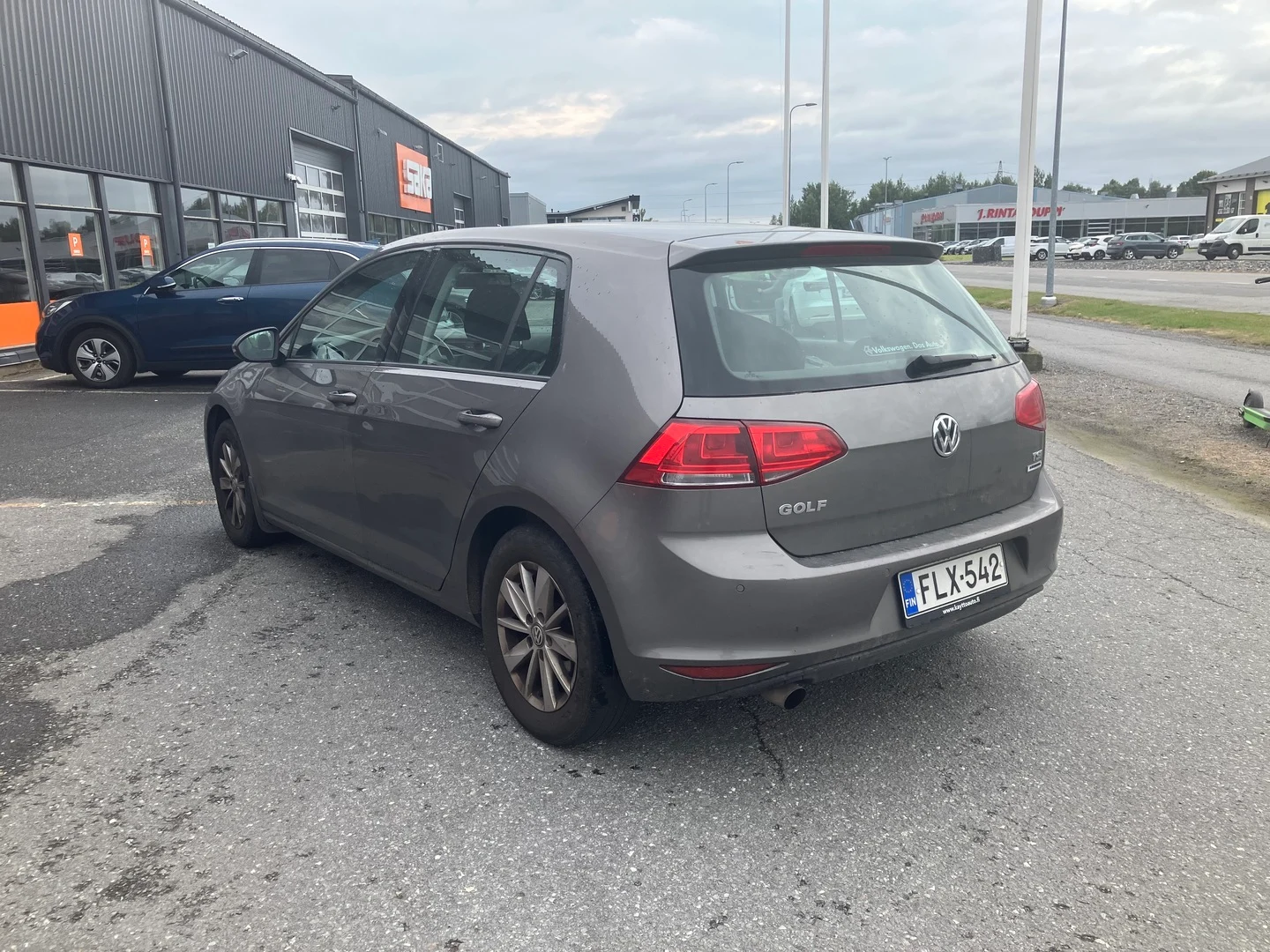 Car Image - n1P7Py4prBw6cL9h3A5Xk