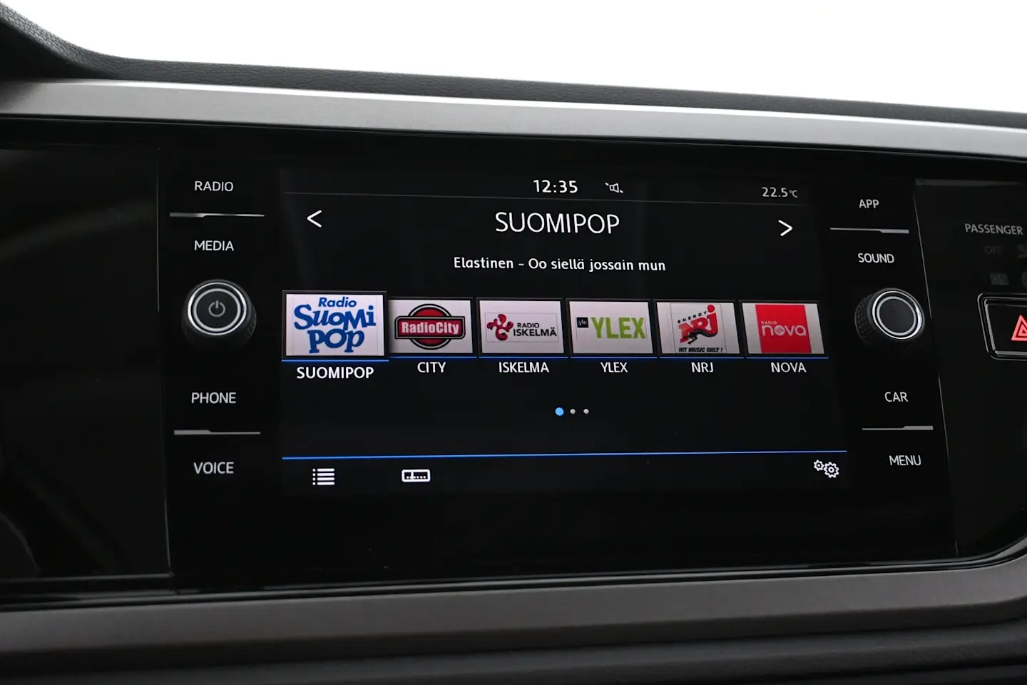 Car Image - 5LG4nS386cEfgvbYPtTG3j