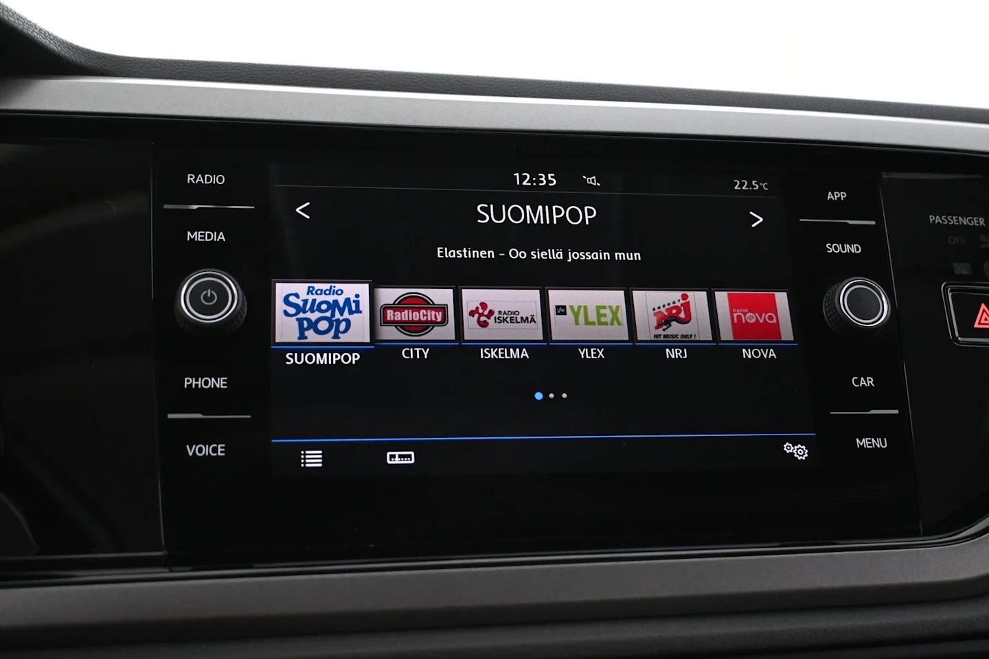 Car Image - 5LG4nS386cEfgvbYPtTG3j