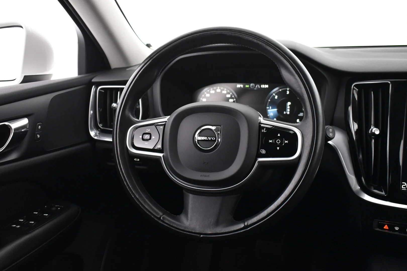 Car Image - 5pN36S9n7BJ4bsQlznTVhp