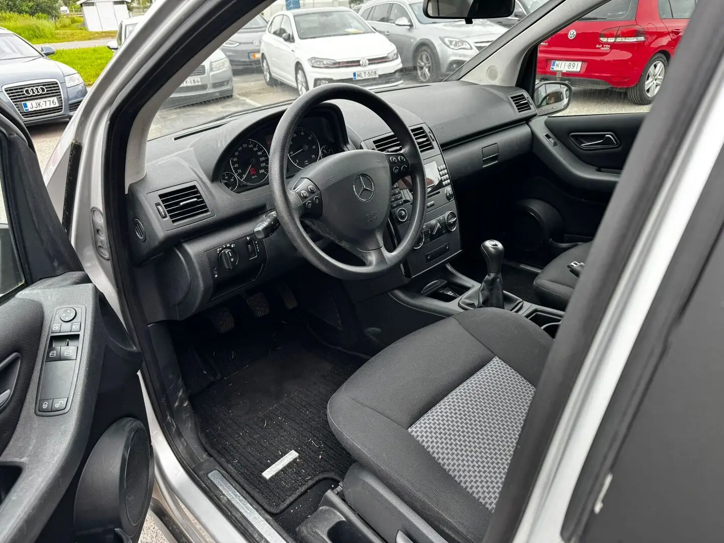 Car Image - 3v54Q9rXuZMw1ivJwxwMZv